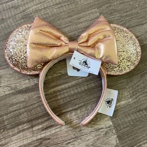 NWT Disney Rose Gold, sparkle, briar rose Minnie ears